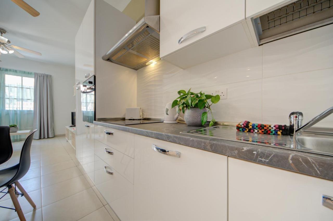 Apartman Azure Haven - And Penthouse By Shortletsmalta *