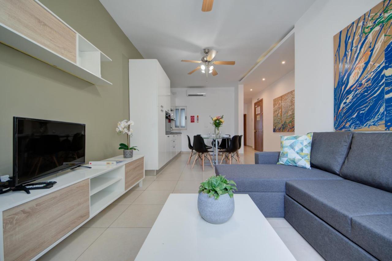Azure Haven - And Penthouse By Shortletsmalta Apartman *
