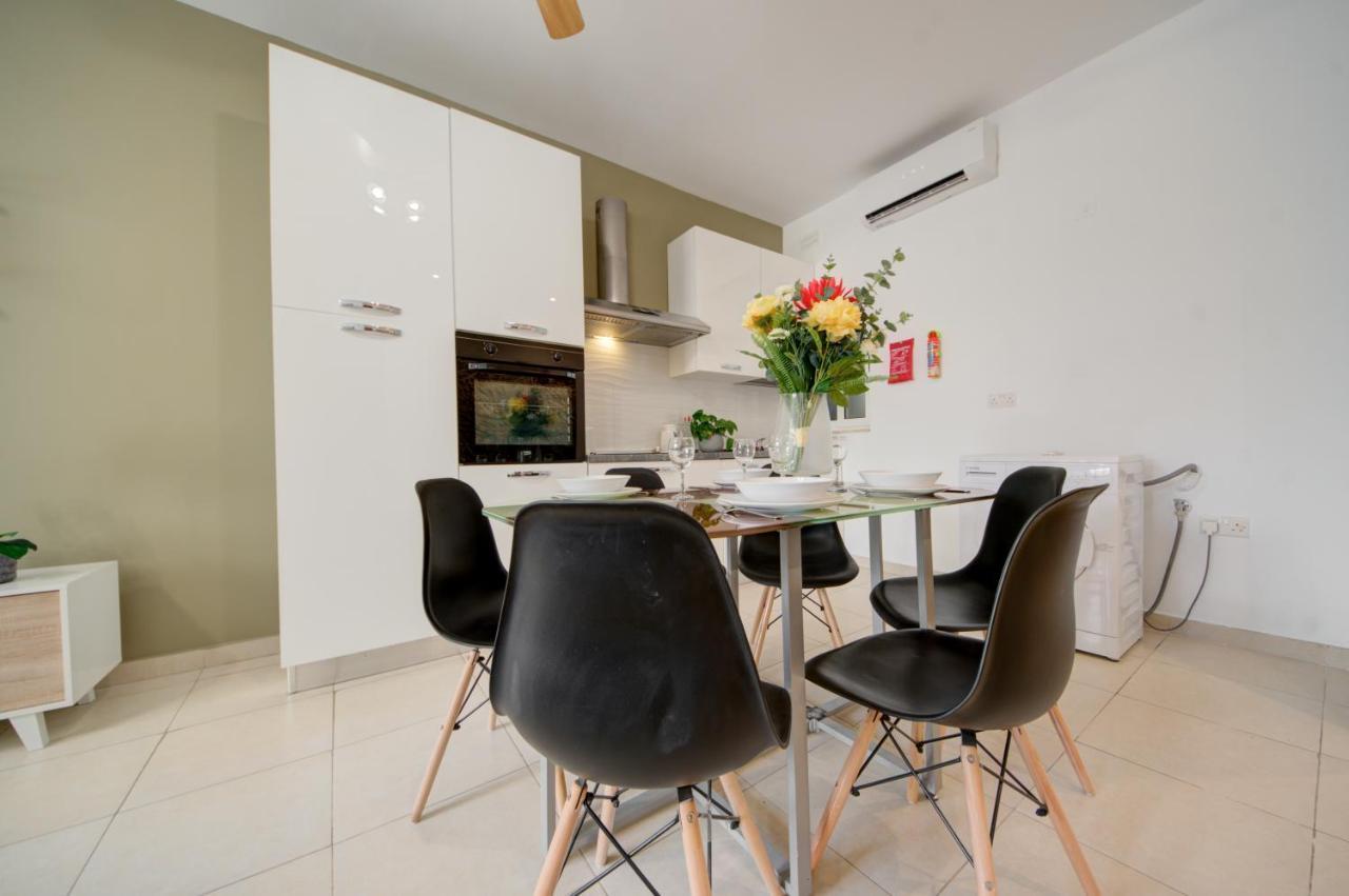 Apartman Azure Haven - And Penthouse By Shortletsmalta Gżira