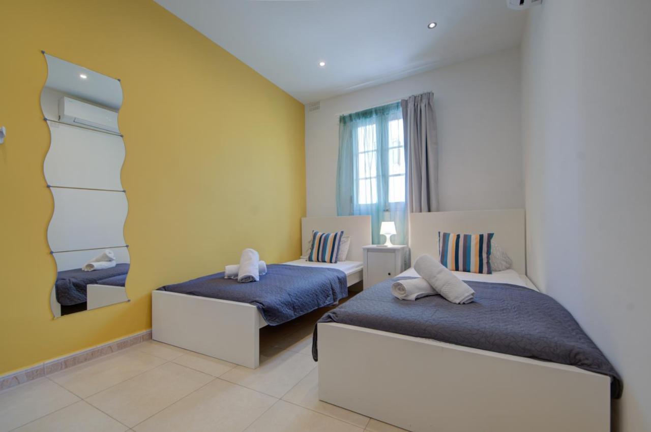Azure Haven - And Penthouse By Shortletsmalta Apartman Gżira