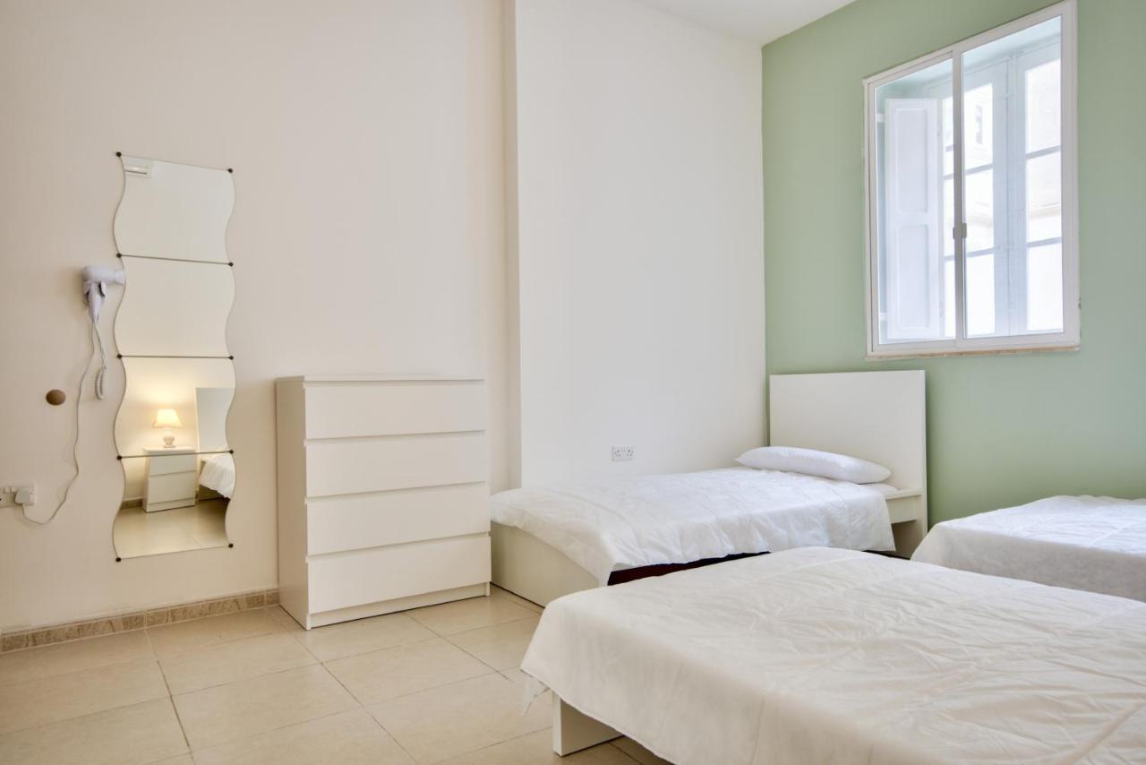 Azure Haven - And Penthouse By Shortletsmalta Gżira