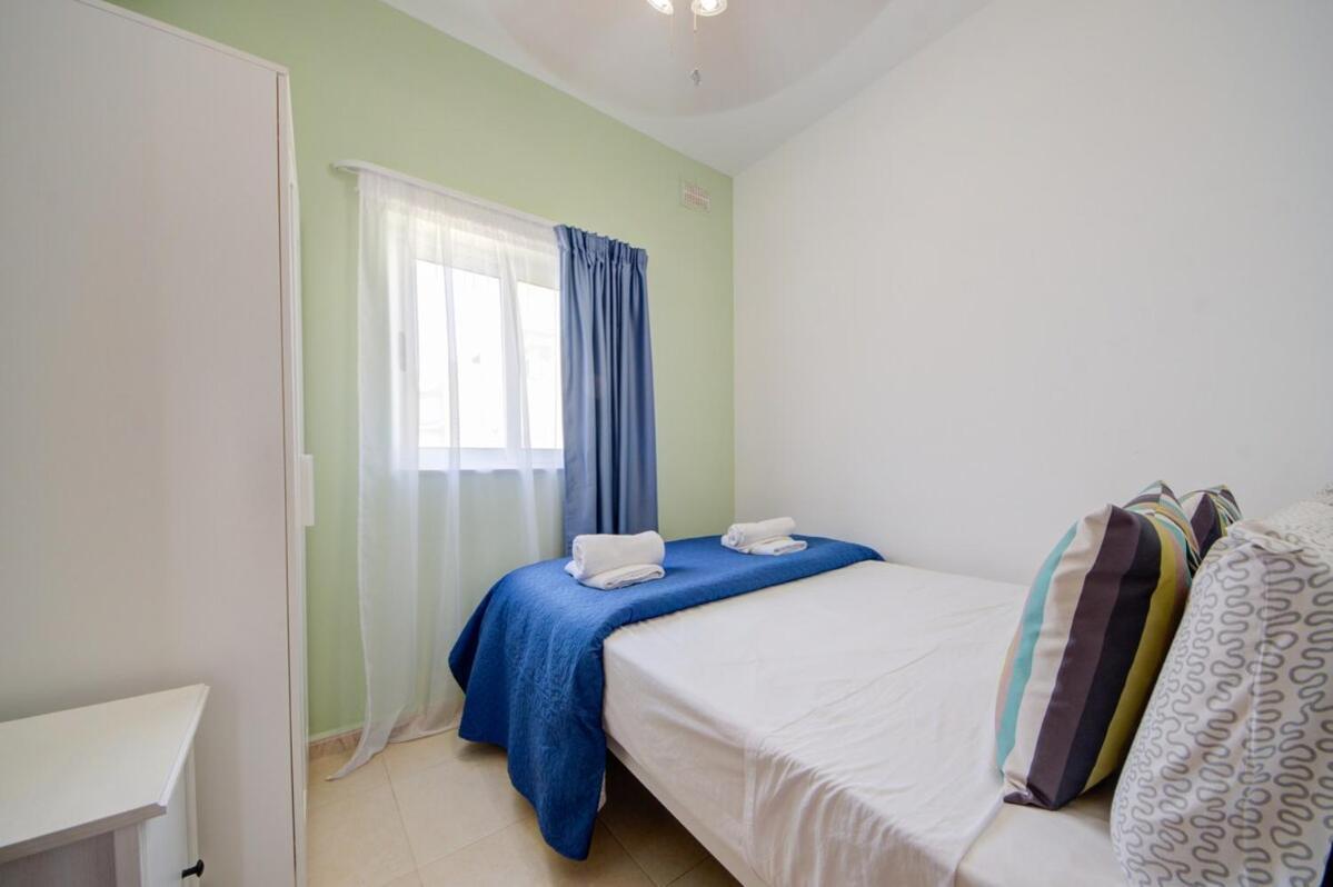 Apartman Azure Haven - And Penthouse By Shortletsmalta Gżira