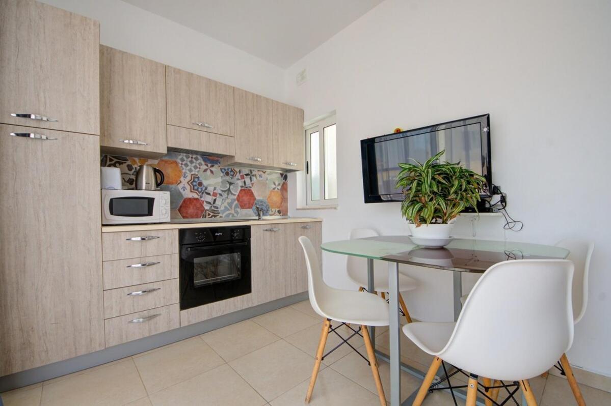 Azure Haven - And Penthouse By Shortletsmalta Apartman *